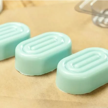 صابون از قالب خارج شده